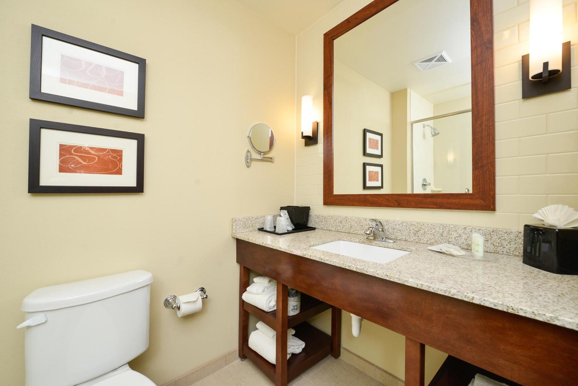 Comfort Suites Fargo Medical Center Habitación foto
