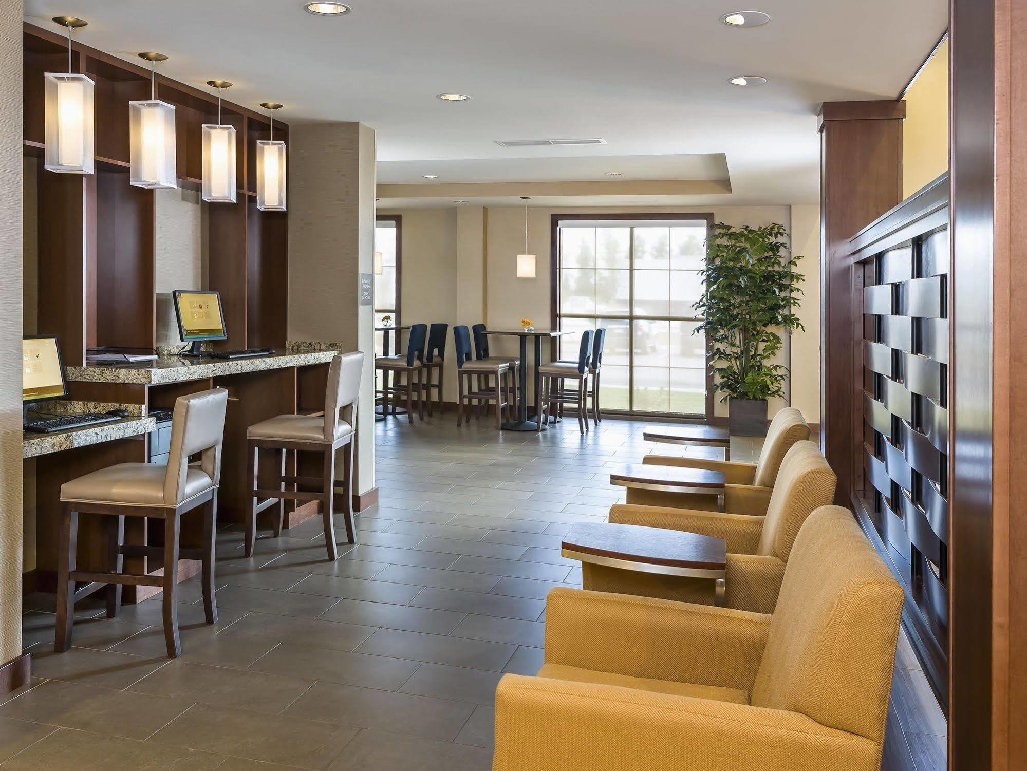 Comfort Suites Fargo Medical Center Exterior foto